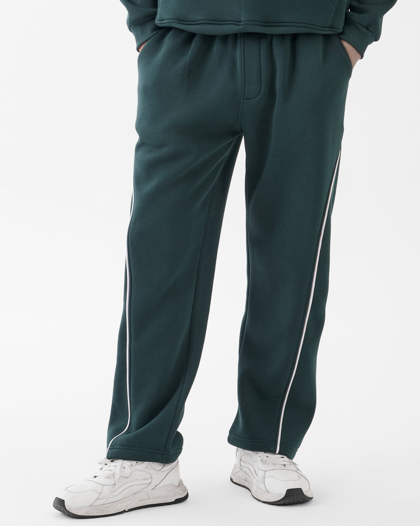 Royal Green Relaxed Wide-Leg Pants - Side Line