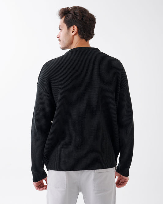 Round Neck Black Comfortable Knitted Sweater